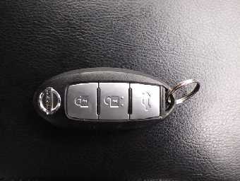 NISSAN TEANA 2018 Image 17