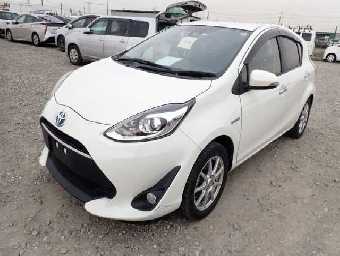 TOYOTA AQUA 2018 Image 1