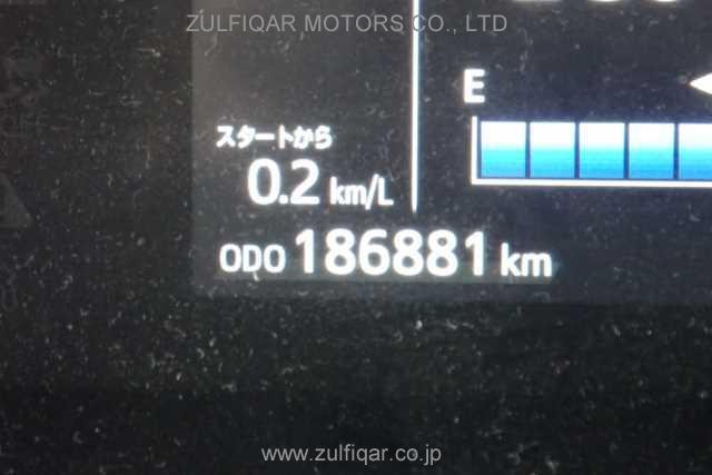 TOYOTA AQUA 2018 Image 9