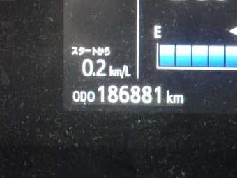 TOYOTA AQUA 2018 Image 8