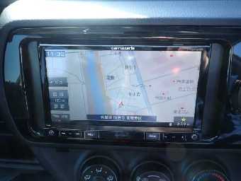 TOYOTA VITZ 2019 Image 4