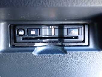 TOYOTA VITZ 2019 Image 7