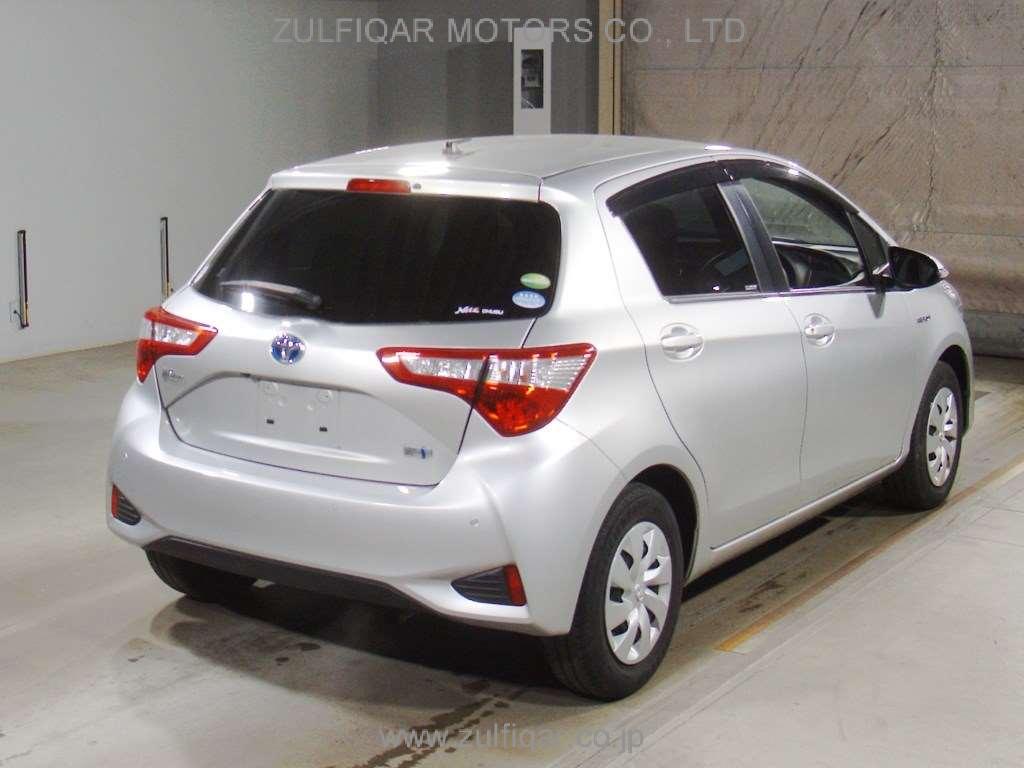 TOYOTA VITZ 2019 Image 2