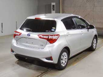 TOYOTA VITZ 2019 Image 2
