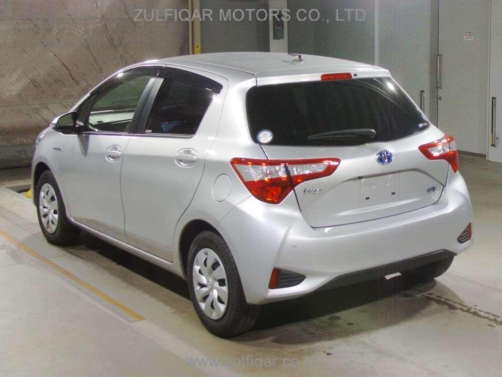 TOYOTA VITZ 2019 Image 4
