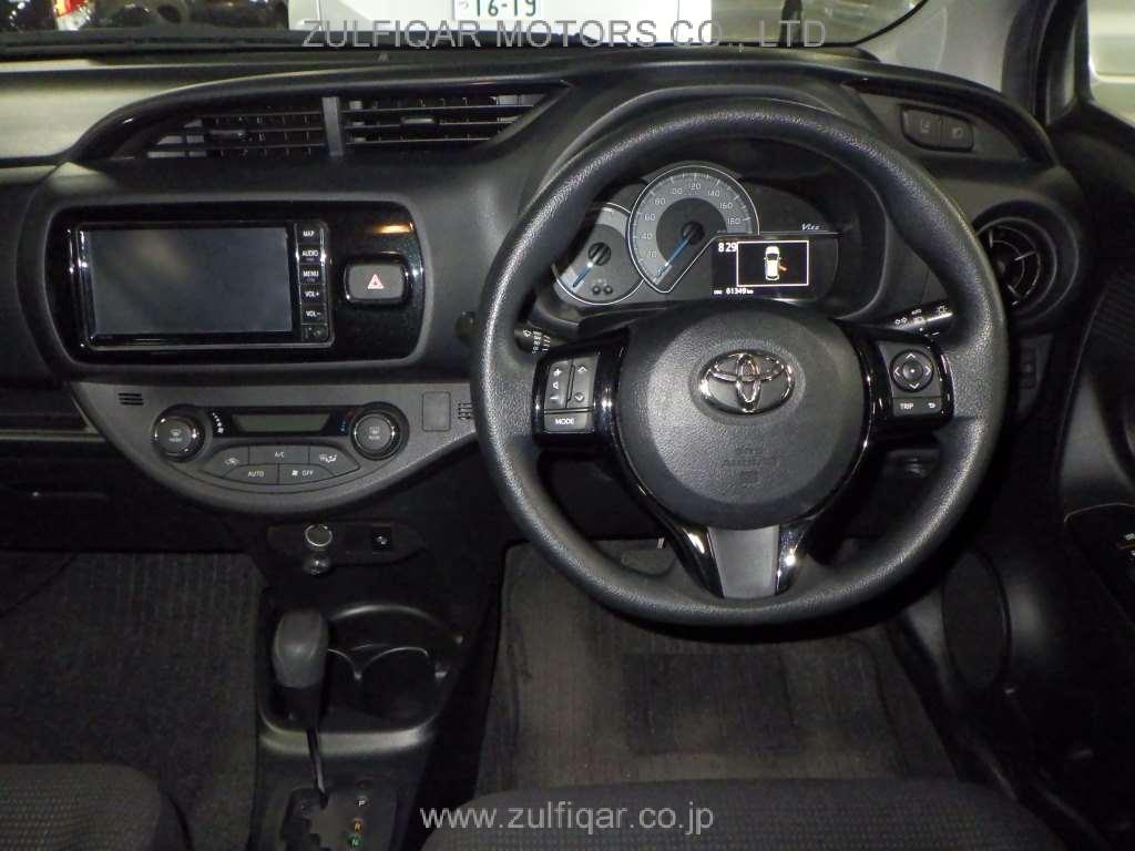 TOYOTA VITZ 2019 Image 6