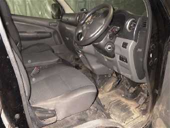 NISSAN NV350 CARAVAN 2014 Image 9