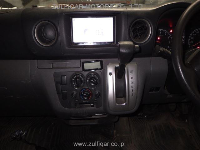 NISSAN NV350 CARAVAN 2014 Image 4