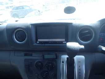 NISSAN NV350 CARAVAN 2014 Image 5