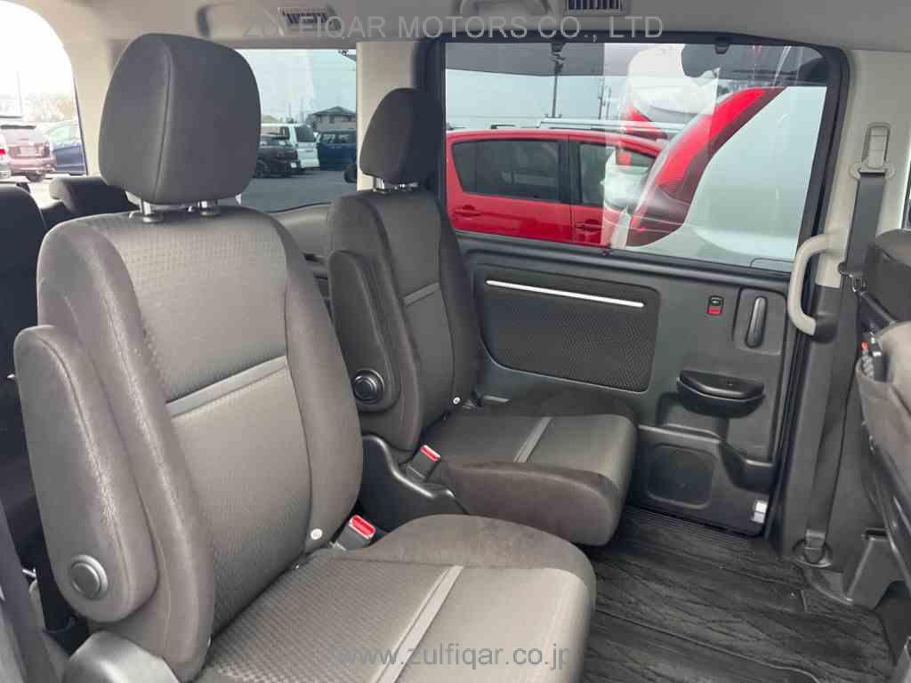 HONDA STEPWGN SPADA 2018 Image 9