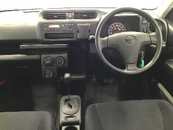 TOYOTA PROBOX 2018 Image 8