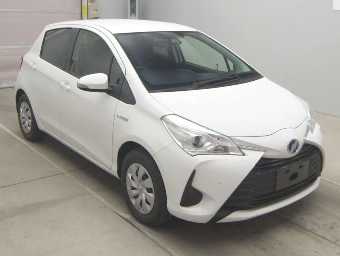 TOYOTA VITZ 2019 Image 3