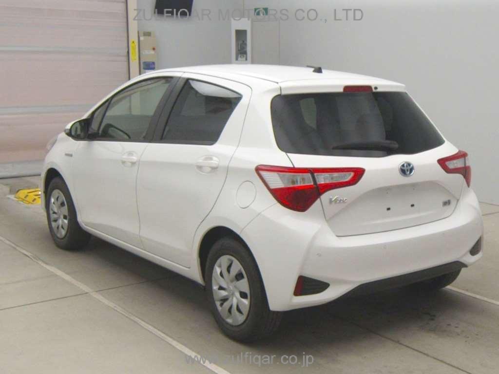 TOYOTA VITZ 2019 Image 4