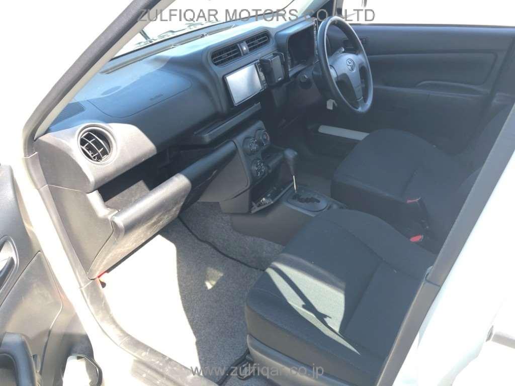 TOYOTA PROBOX 2018 Image 8