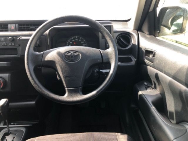 TOYOTA PROBOX 2018 Image 21