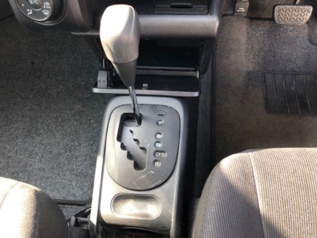 TOYOTA PROBOX 2018 Image 22