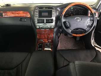 TOYOTA CELSIOR 2004 Image 3