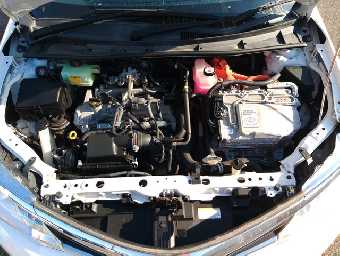 TOYOTA COROLLA AXIO 2017 Image 16