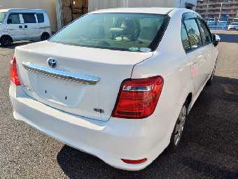 TOYOTA COROLLA AXIO 2017 Image 18