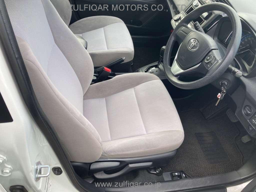TOYOTA COROLLA AXIO 2017 Image 5