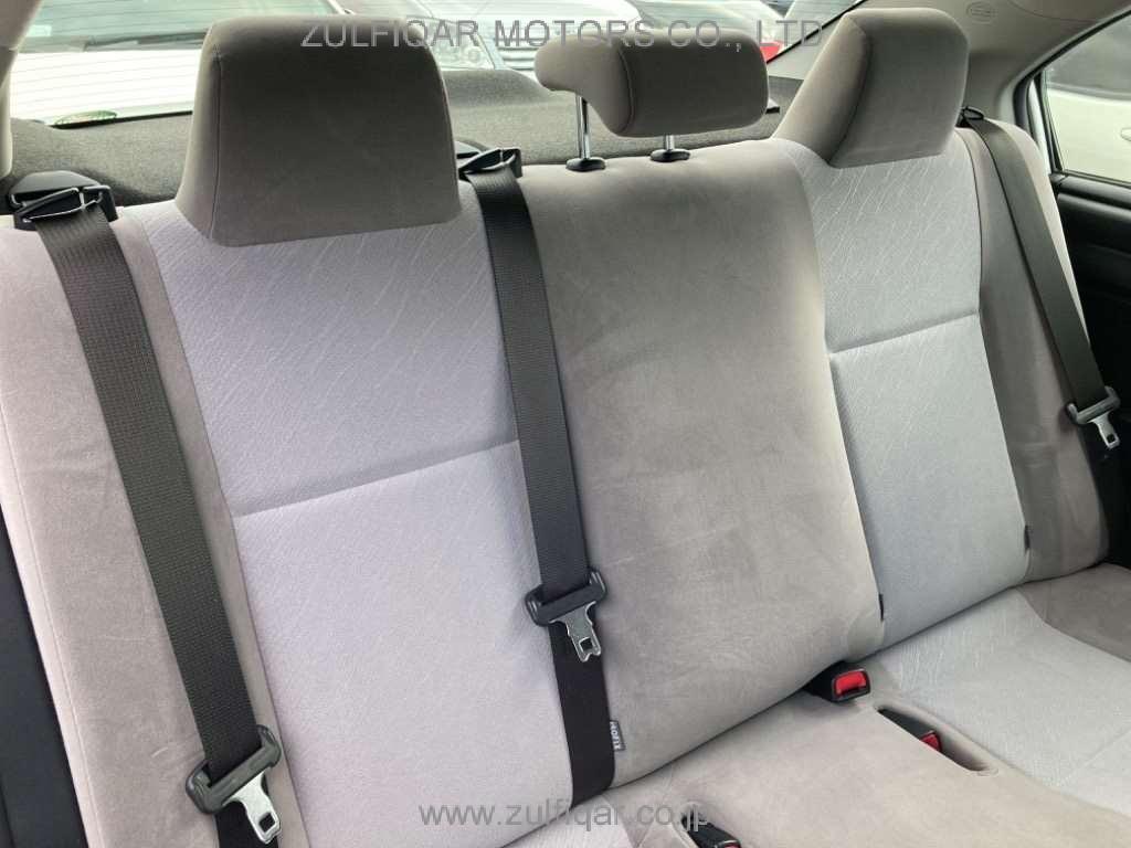 TOYOTA COROLLA AXIO 2017 Image 7