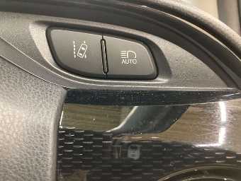 TOYOTA VITZ 2020 Image 11