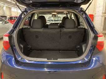 TOYOTA VITZ 2020 Image 8