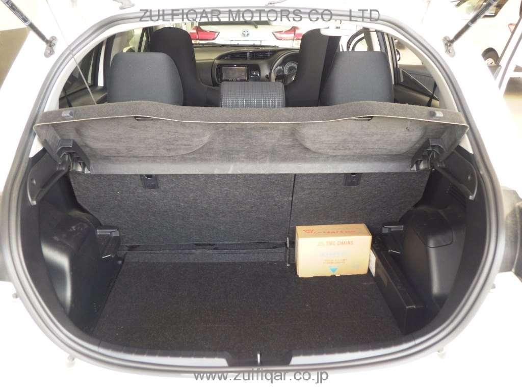 TOYOTA VITZ 2020 Image 8