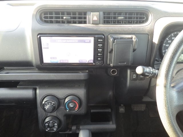 TOYOTA PROBOX 2018 Image 24