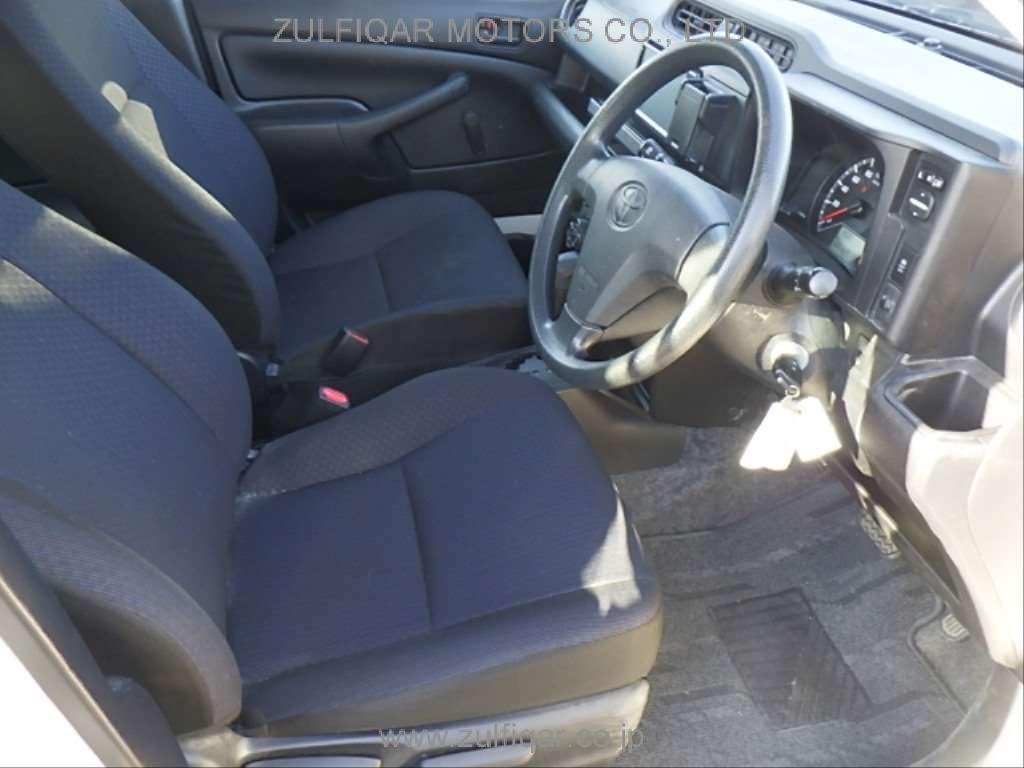 TOYOTA PROBOX 2018 Image 5