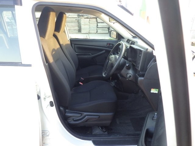 TOYOTA PROBOX 2018 Image 23