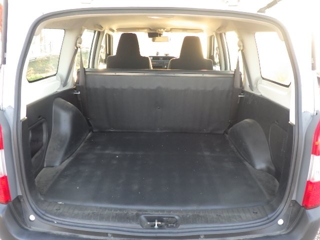 TOYOTA PROBOX 2018 Image 28