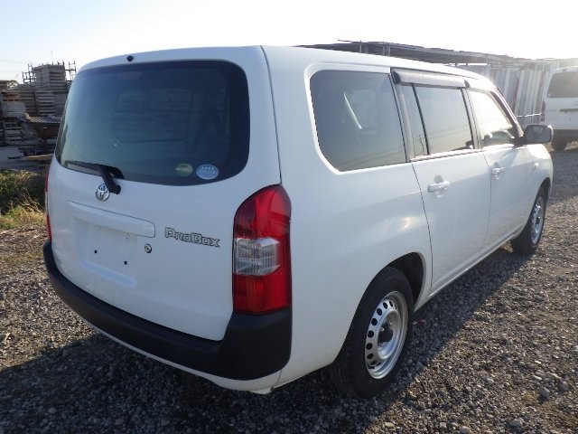 TOYOTA PROBOX 2018 Image 33