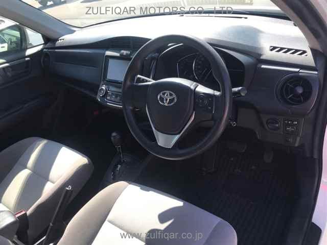 TOYOTA COROLLA AXIO 2015 Image 3