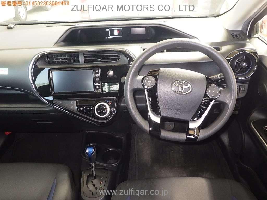 TOYOTA AQUA 2019 Image 6