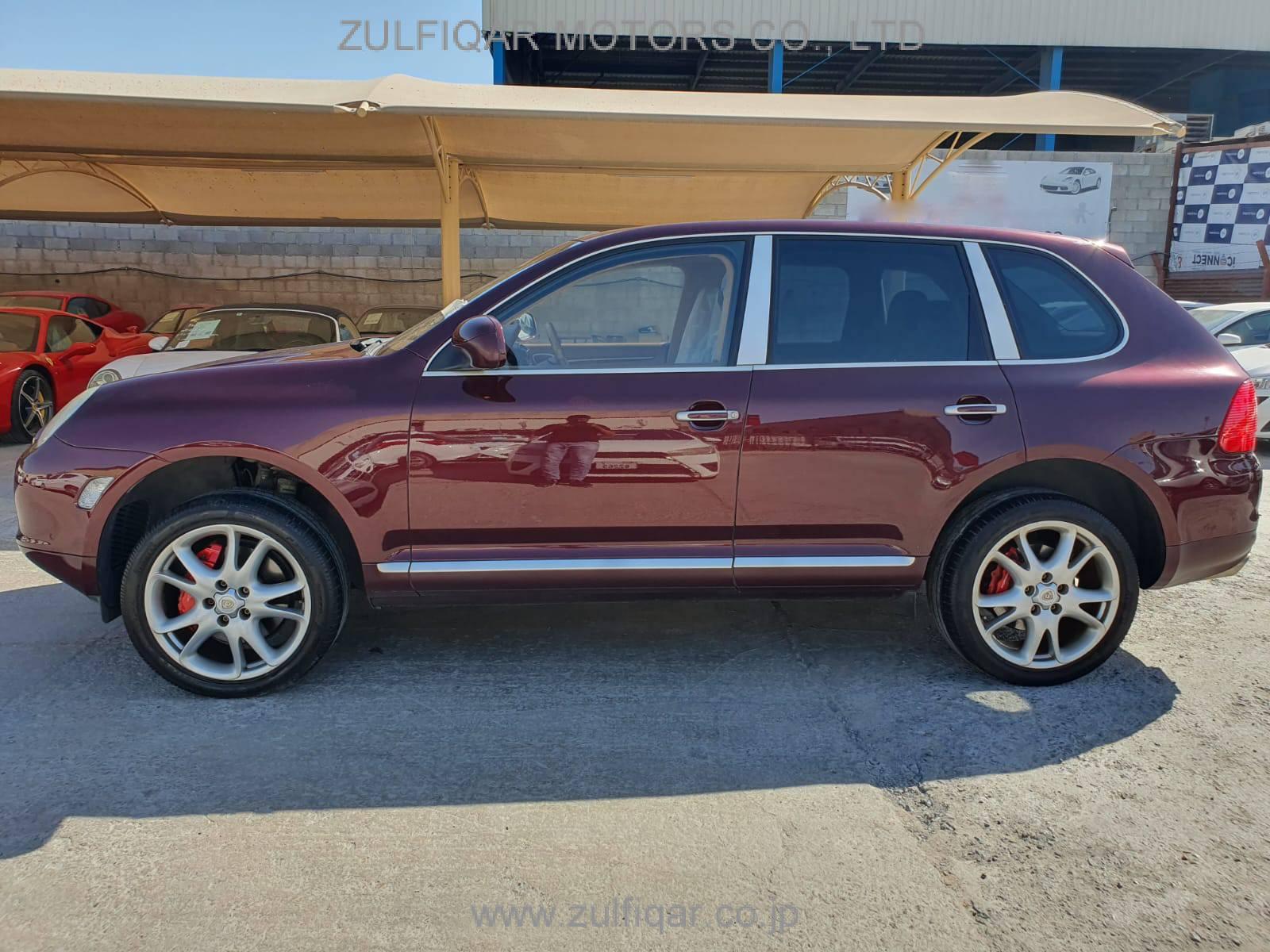 PORSCHE CAYENNE 2004 Image 2