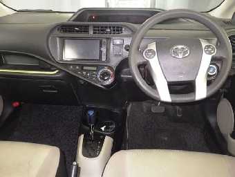 TOYOTA AQUA 2014 Image 4