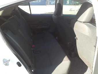 TOYOTA AQUA 2016 Image 10