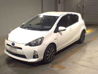 TOYOTA AQUA 2014 Image 1