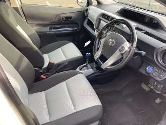 TOYOTA AQUA 2014 Image 5