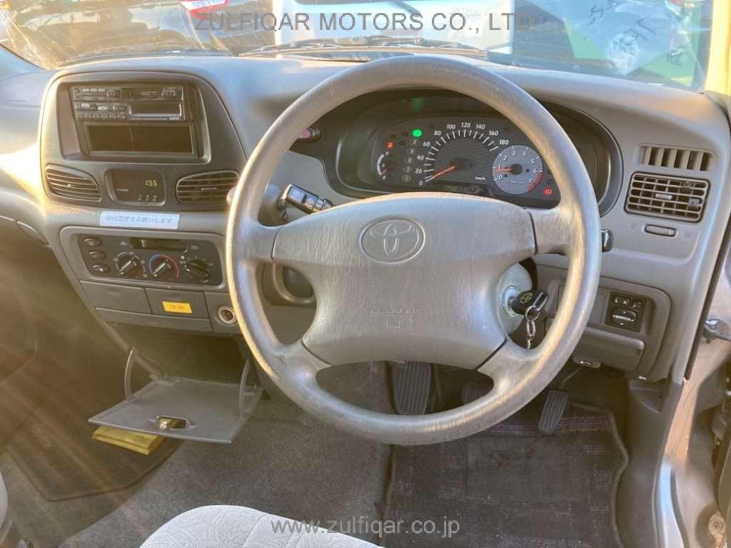 TOYOTA TOWNACE NOAH 2001 Image 6