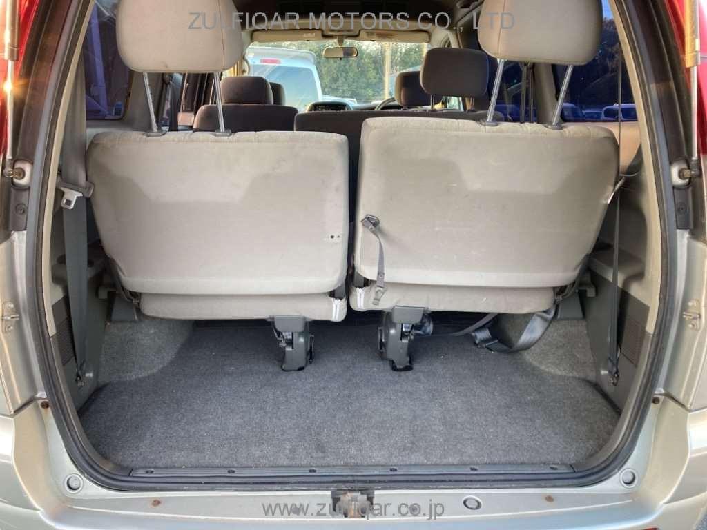 TOYOTA TOWNACE NOAH 2001 Image 8