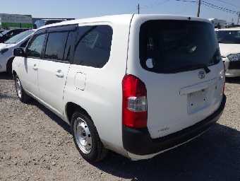 TOYOTA PROBOX 2018 Image 18