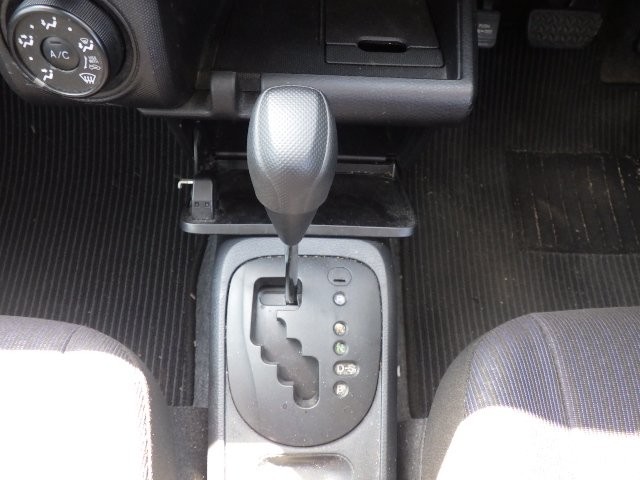 TOYOTA PROBOX 2018 Image 37