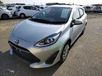 TOYOTA AQUA 2018 Image 1