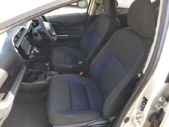 TOYOTA AQUA 2018 Image 14