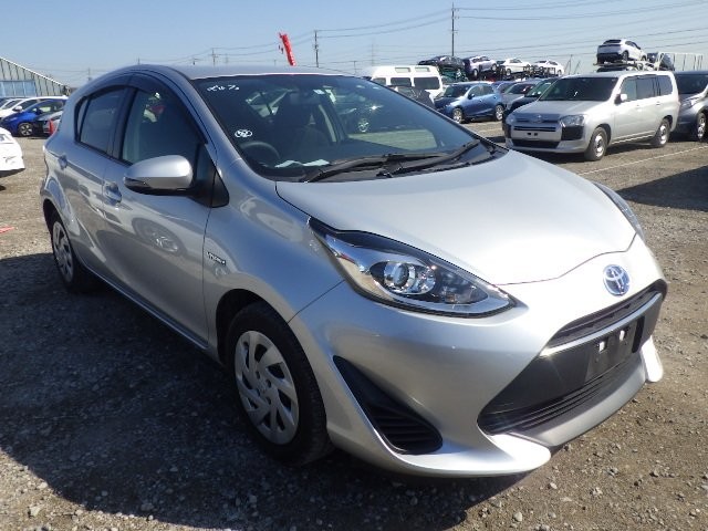 TOYOTA AQUA 2018 Image 31