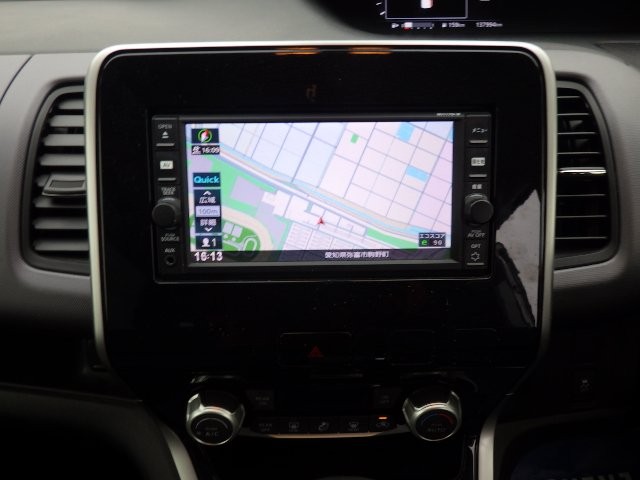 NISSAN SERENA 2018 Image 25