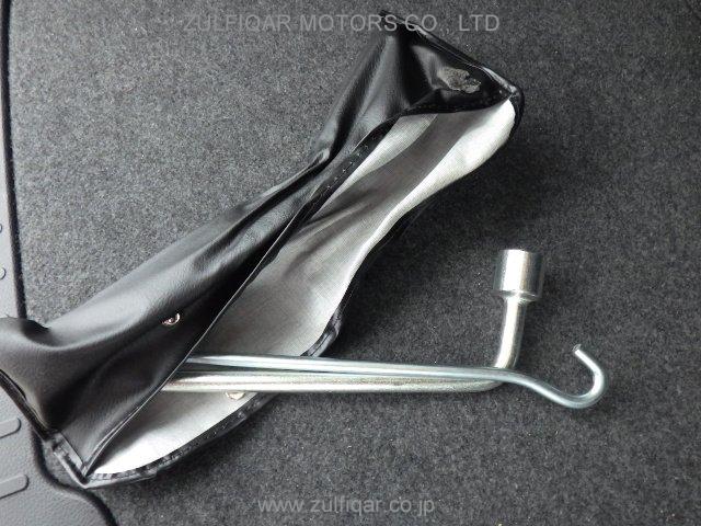 NISSAN SERENA 2018 Image 10