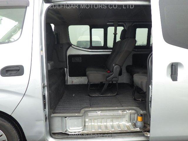 NISSAN NV350 CARAVAN WAGON 2016 Image 11